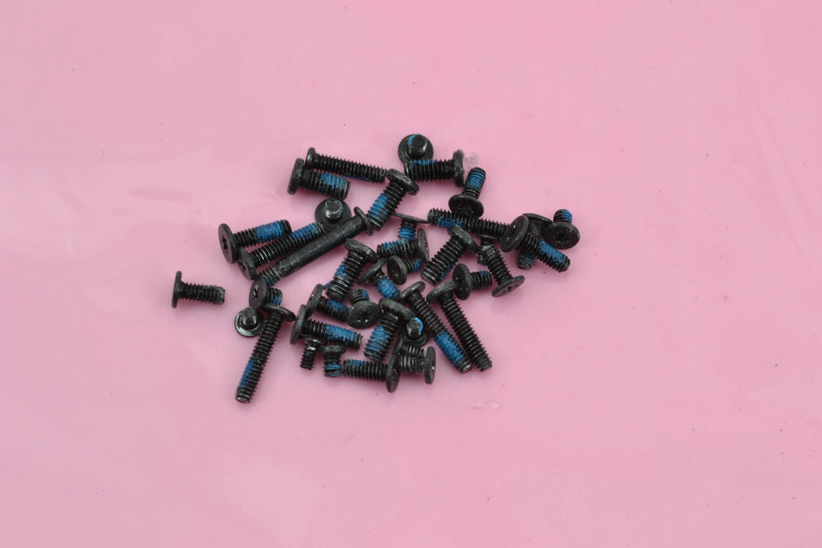 Apple 13&quot; MacBook Pro A1278 - Misc Screws / Hardware