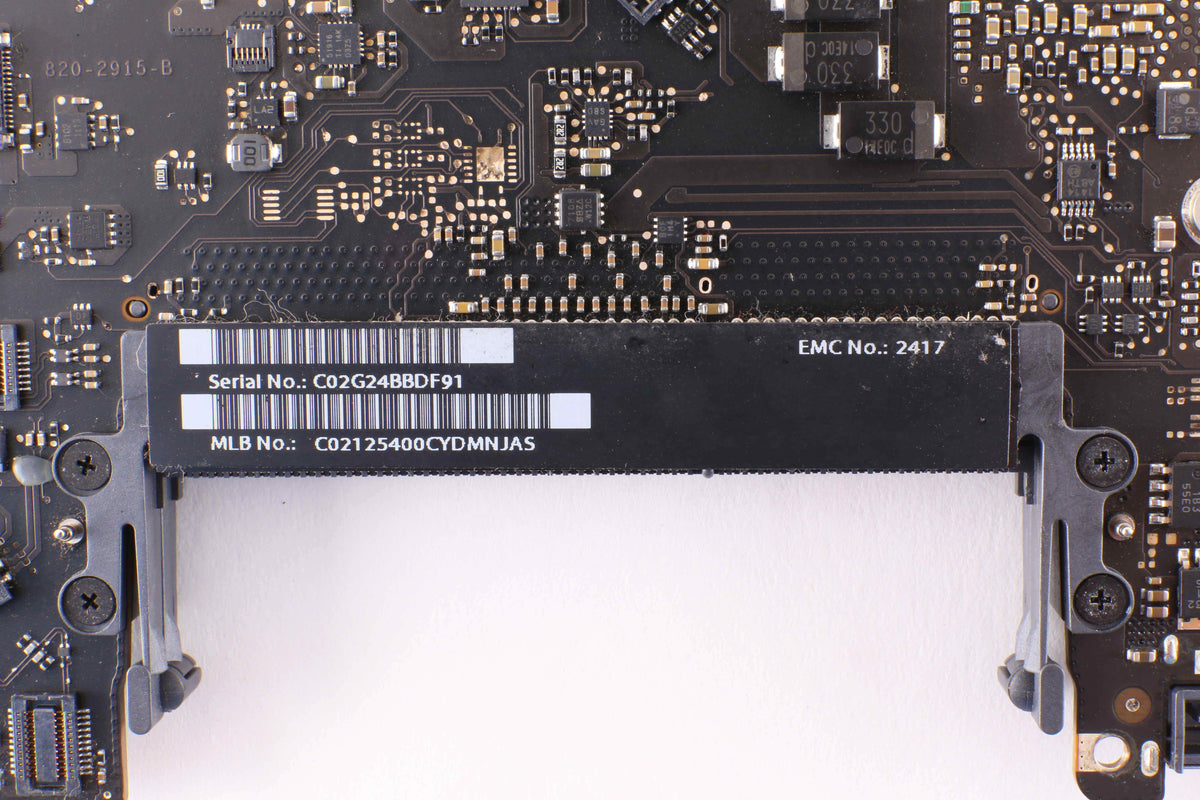 15&quot; MacBook Pro A1286 MD035LL/A Early 2011 Logic Board 2.3 Ghz I7 GPU AMD 6750