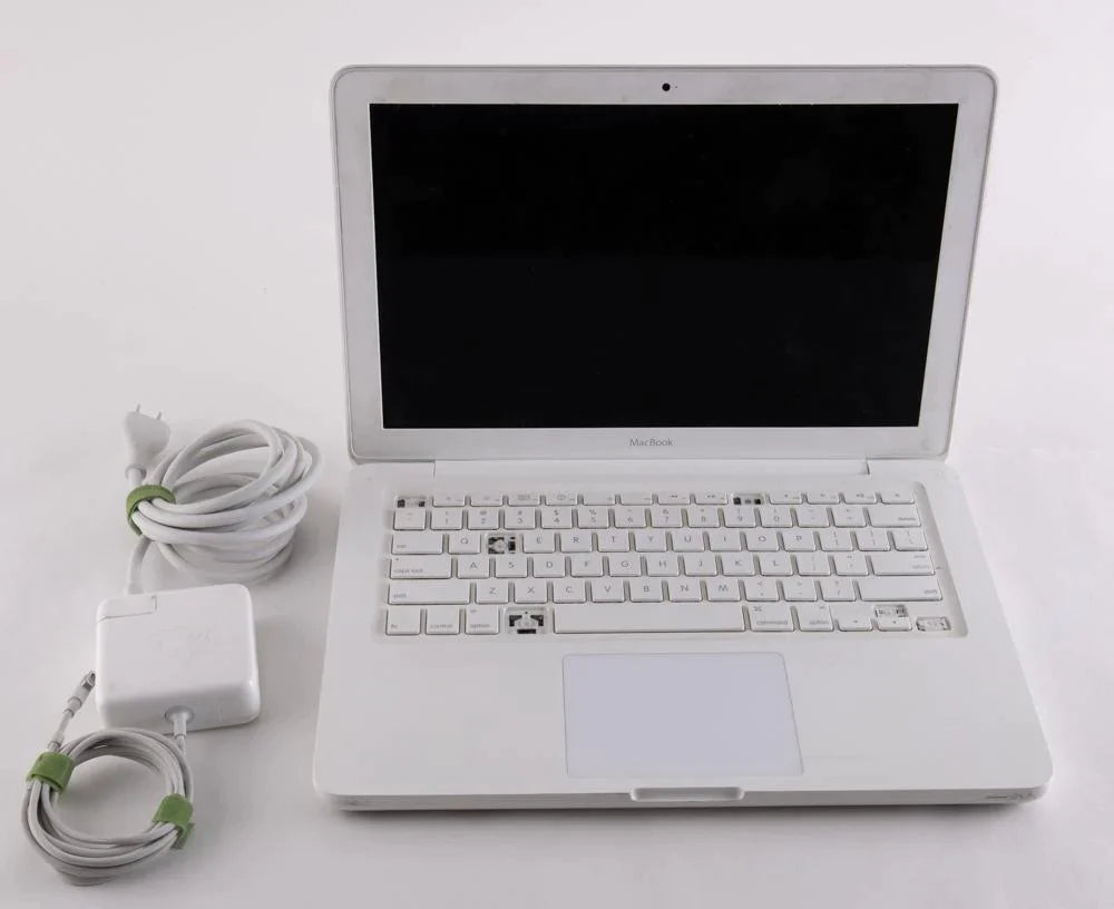 13&quot; MacBook Unibody (White) A1342 2.26GHz w/charger || No HDD No Ram No Battery