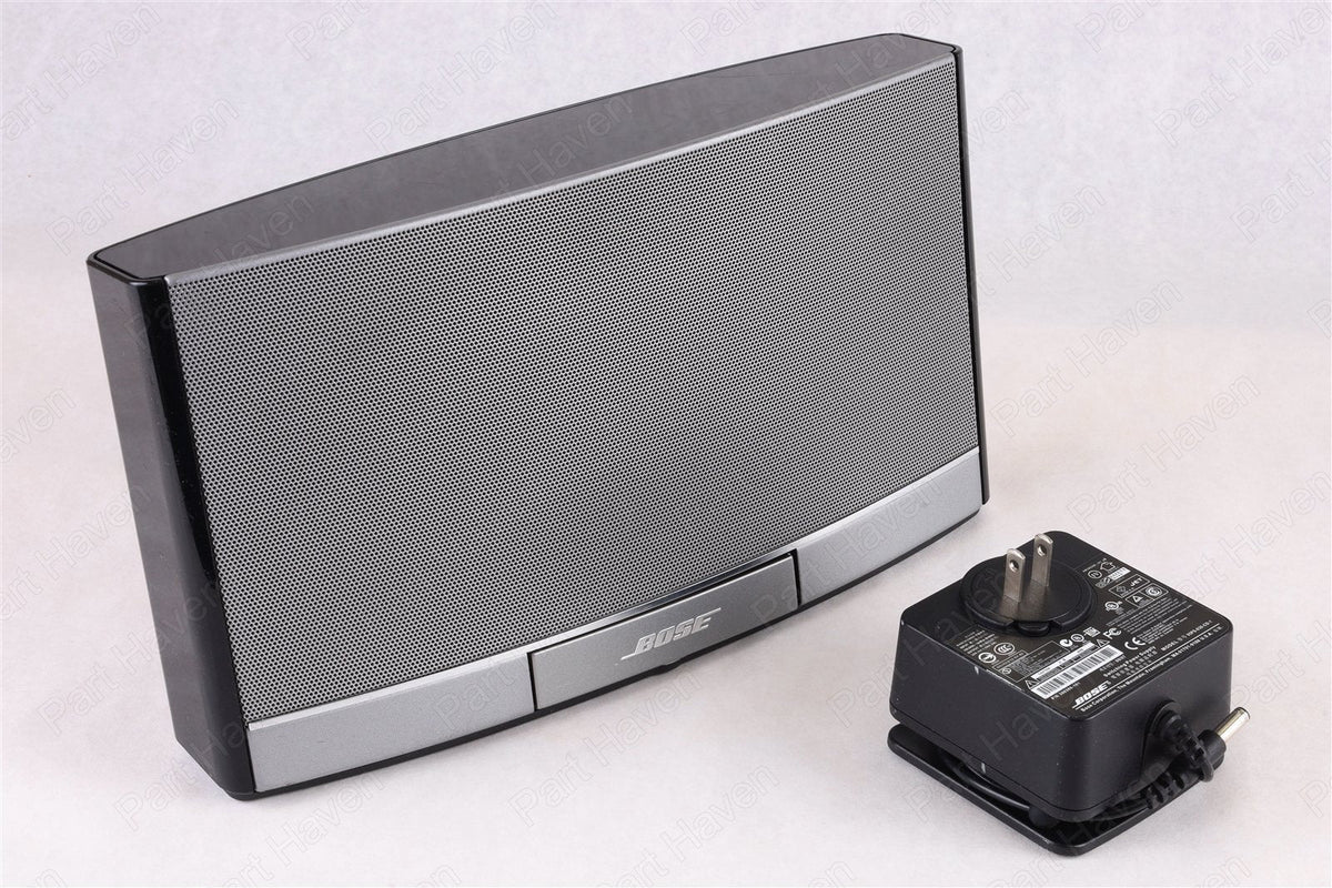 Bose SoundDock Portable Digital Music System || 30 pin iPod Connector